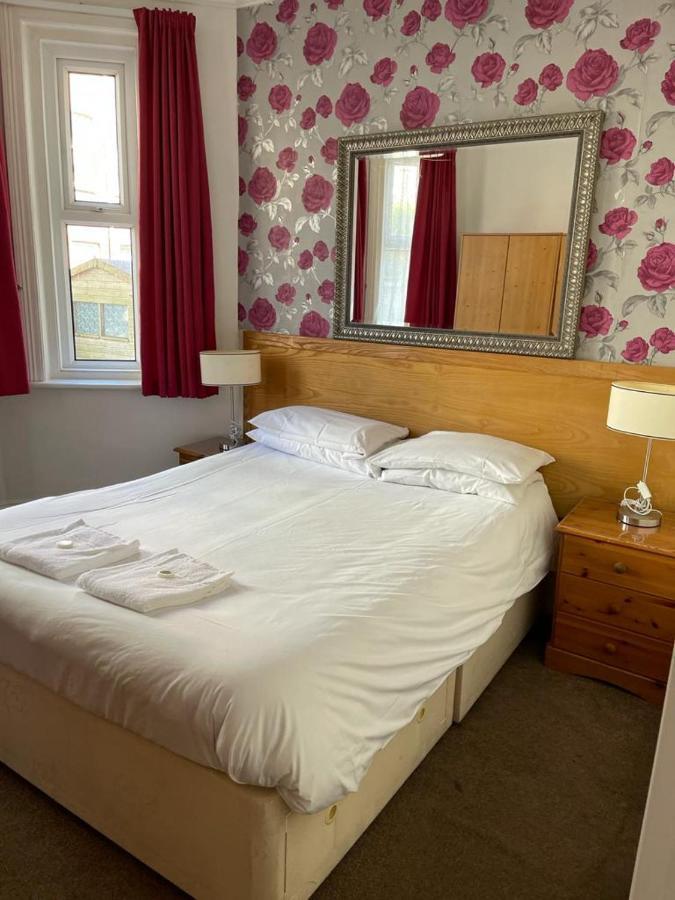 The Lodge Bournemouth Bagian luar foto