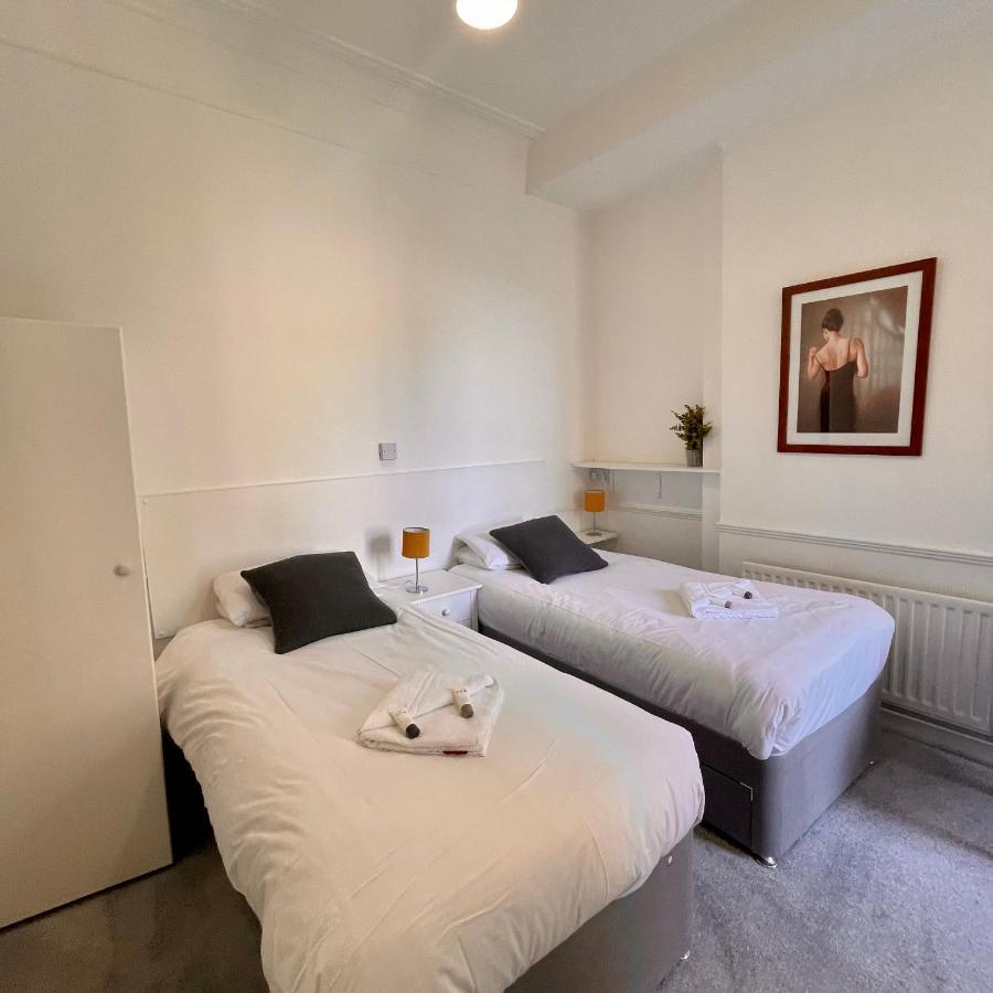 The Lodge Bournemouth Bagian luar foto